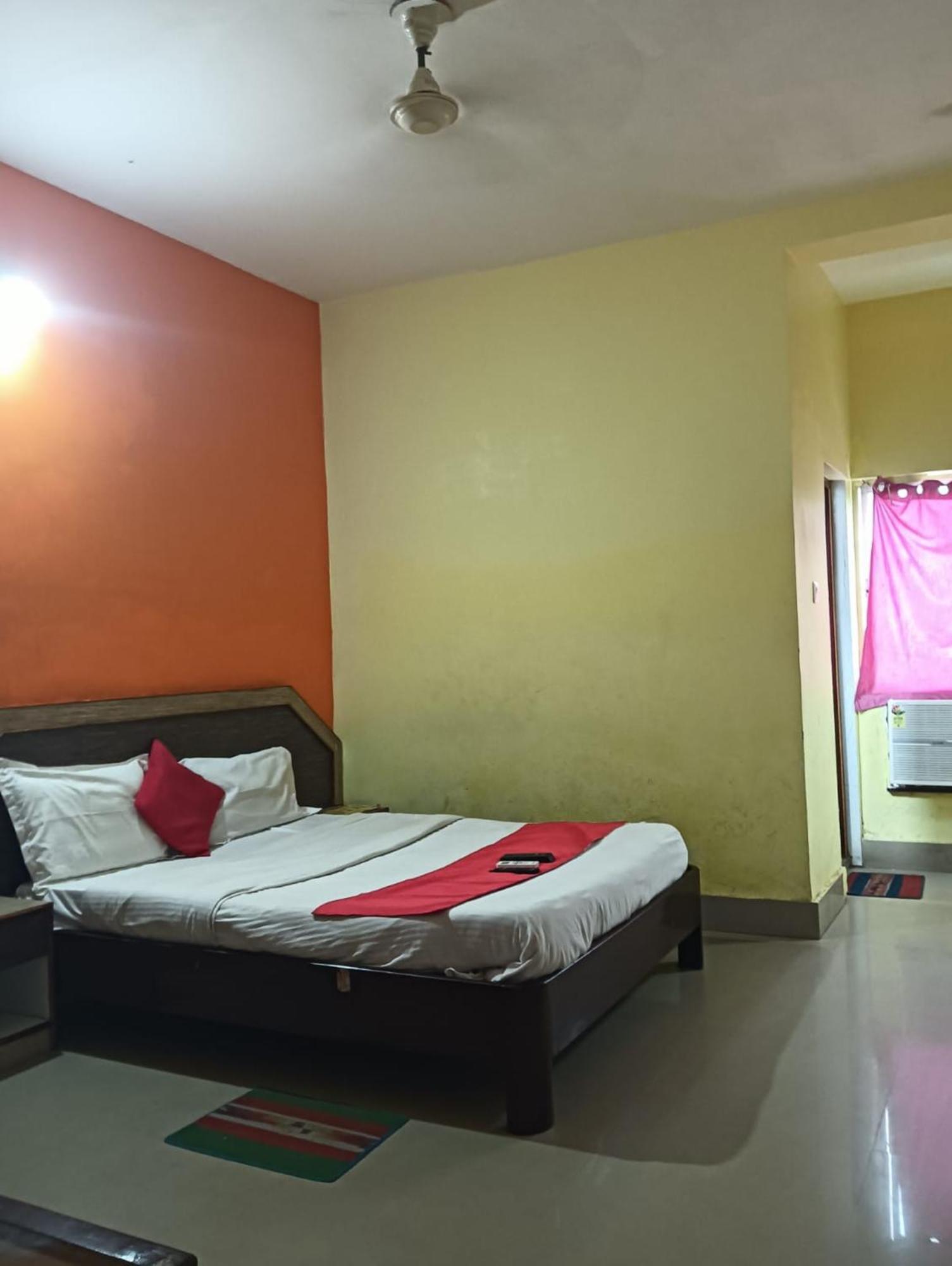 Hotel D2 Holiday Inn -Near Niladri Sea Beach - Puri - Official Verified Luaran gambar