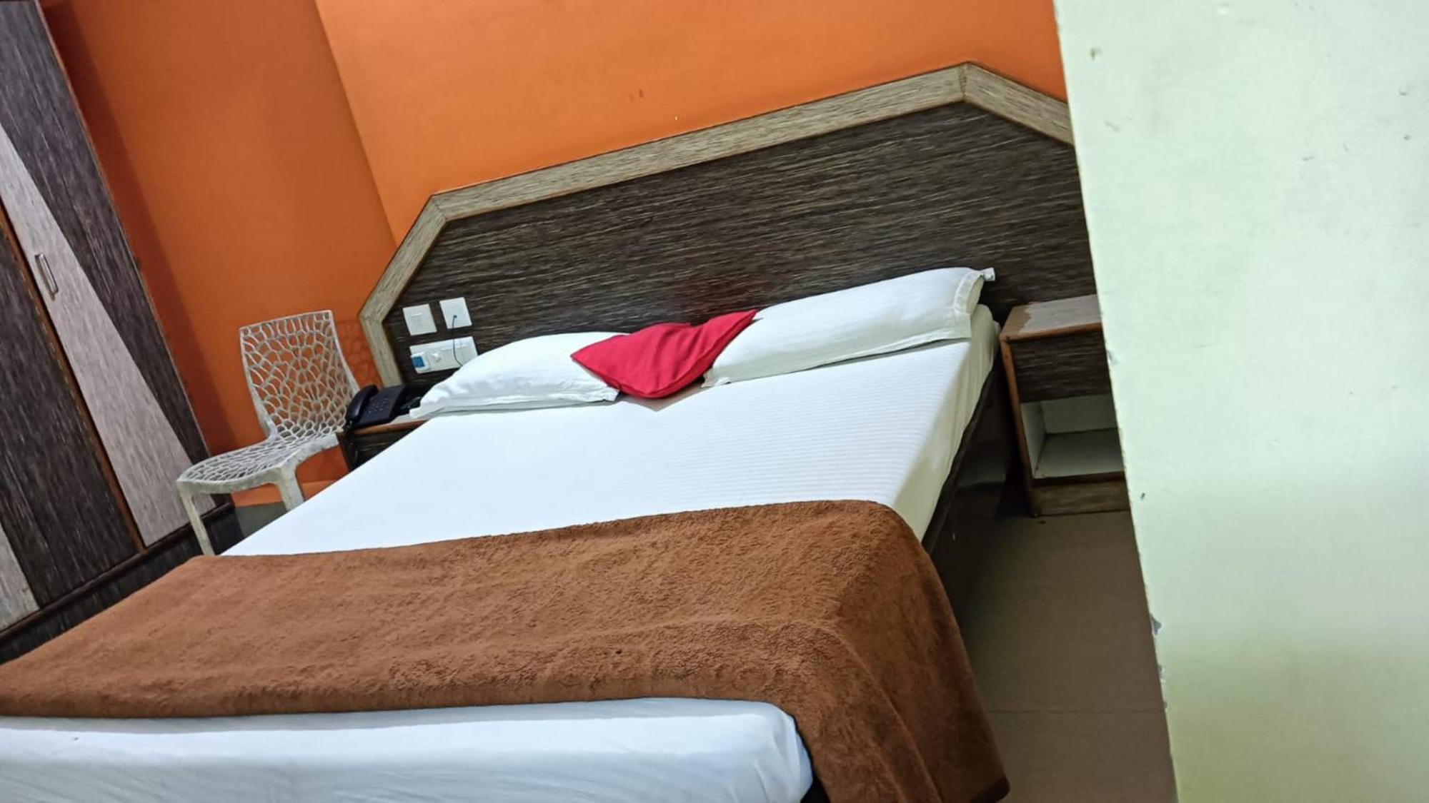 Hotel D2 Holiday Inn -Near Niladri Sea Beach - Puri - Official Verified Luaran gambar