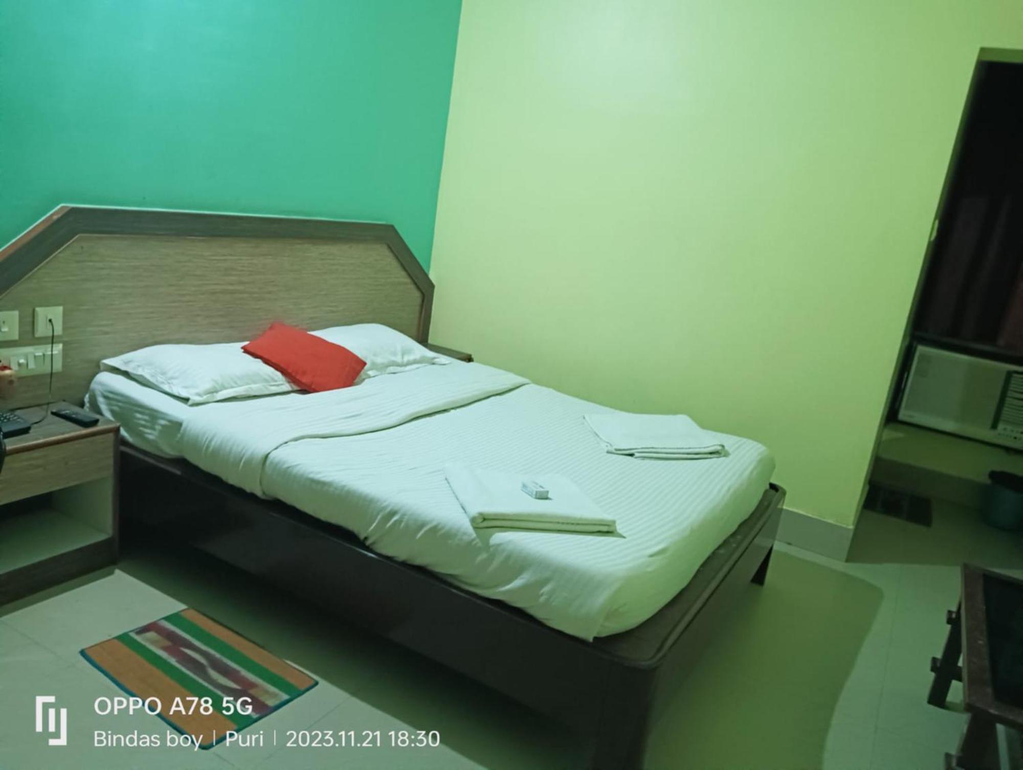 Hotel D2 Holiday Inn -Near Niladri Sea Beach - Puri - Official Verified Luaran gambar