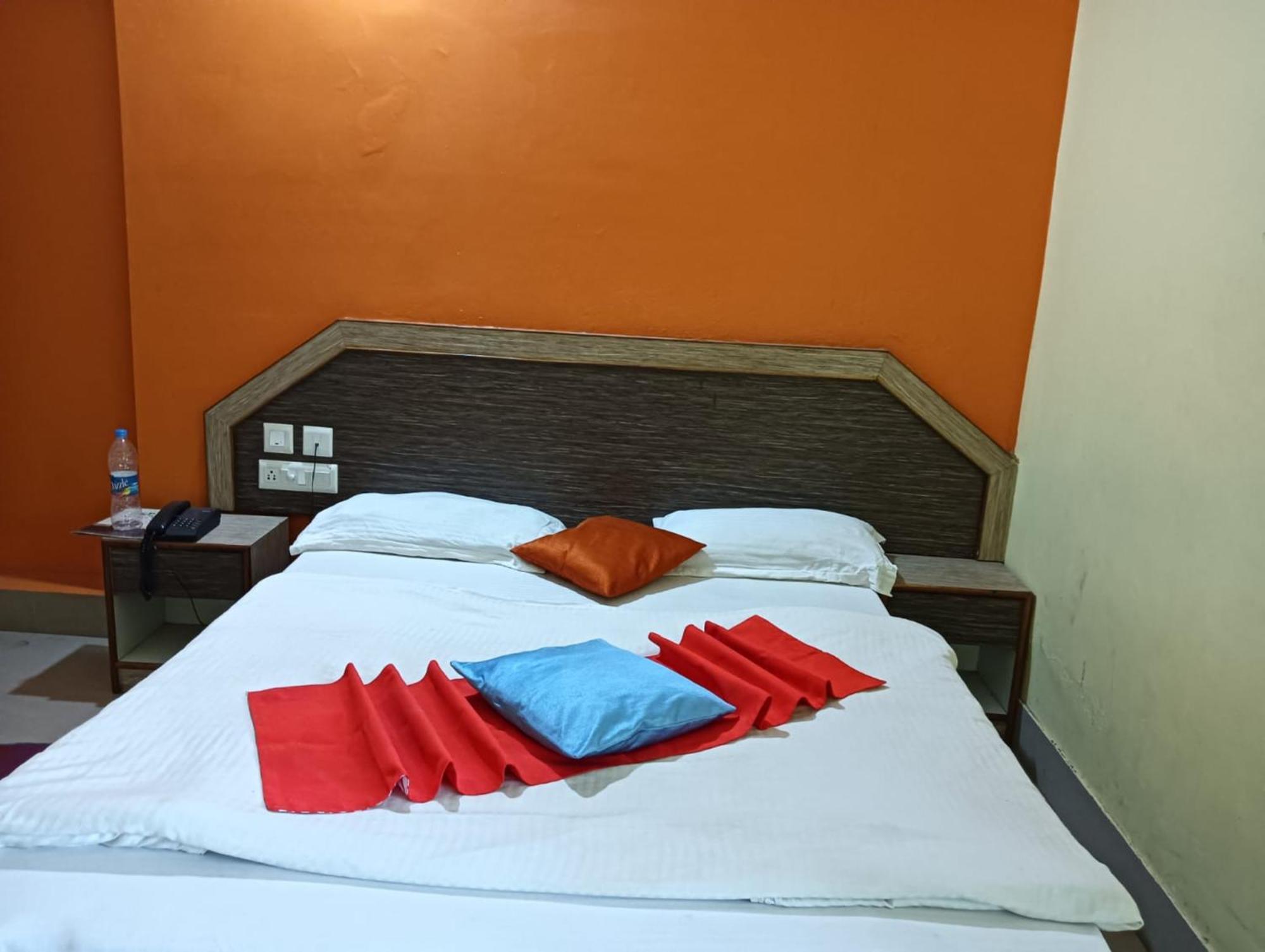Hotel D2 Holiday Inn -Near Niladri Sea Beach - Puri - Official Verified Luaran gambar